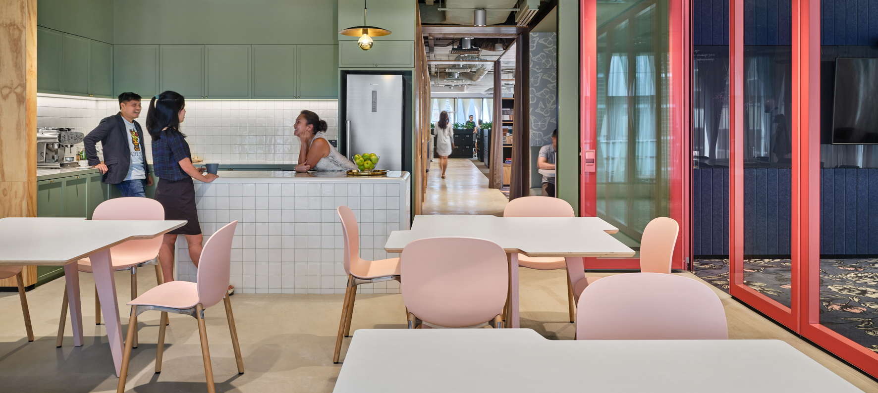 Redefining the Workplace: The New Office Interior Design